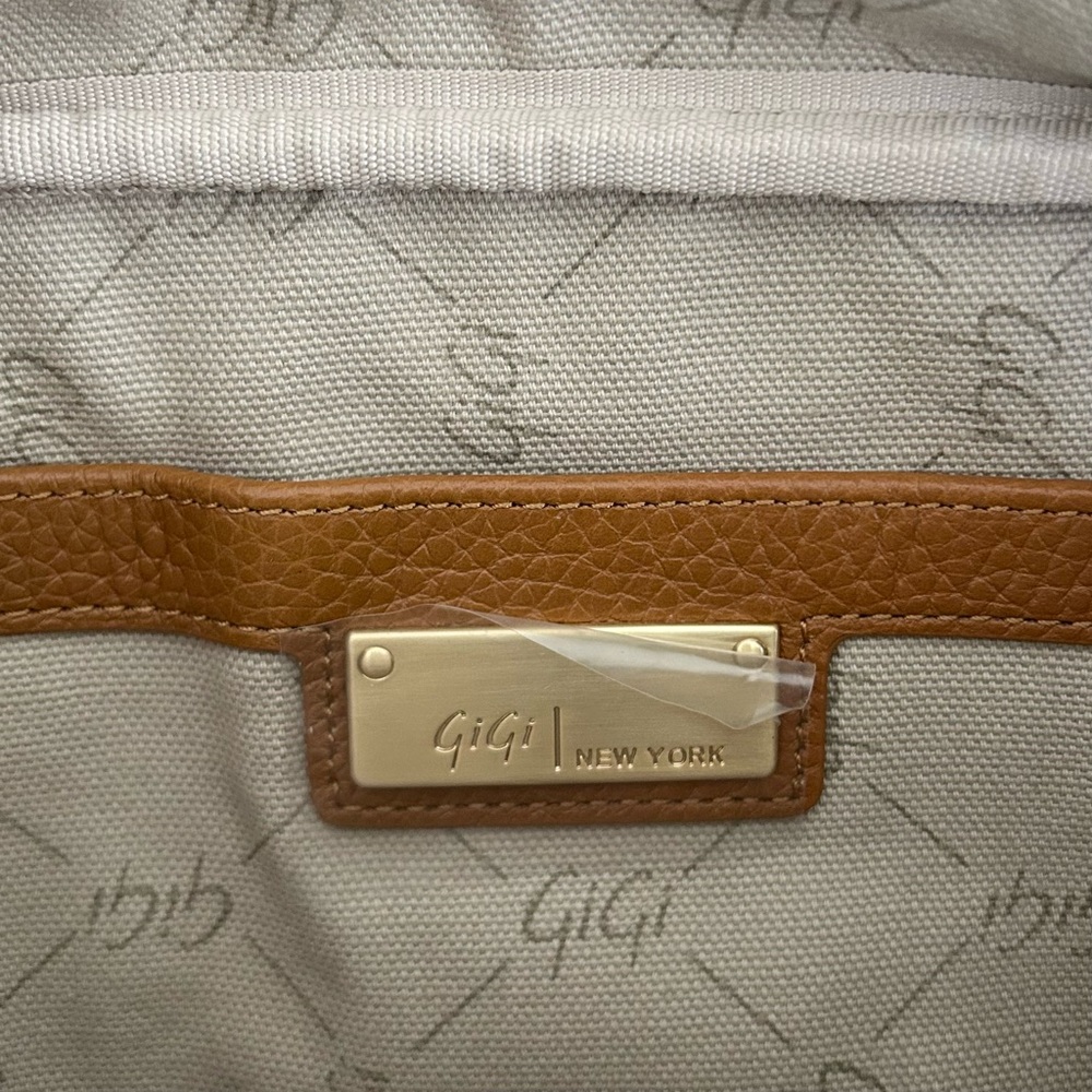 GiGi New York Madison Pebbled Leather Crossbody in Tan, NEW - Picture 11 of 15